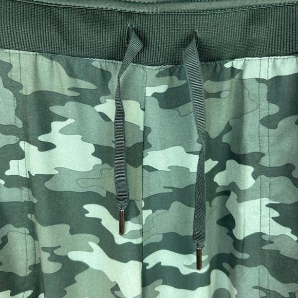 Kyodan Green Camouflage Capri Pants Large - Picture 5 of 13